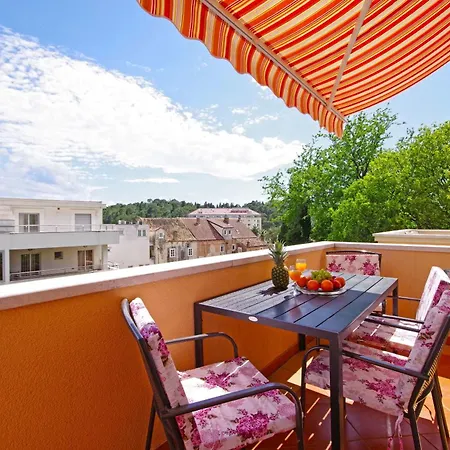 Vesna Apartamento Makarska
